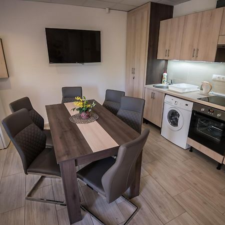 Mokka Apartman Сегед Екстер'єр фото