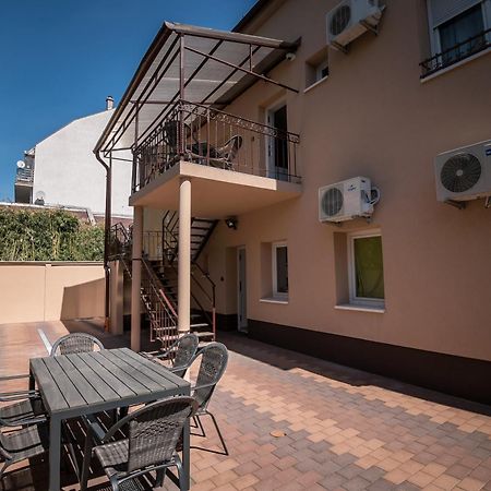 Mokka Apartman Сегед Екстер'єр фото