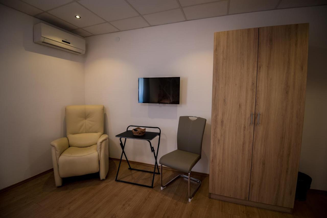 Mokka Apartman Сегед Екстер'єр фото