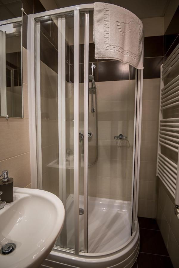 Mokka Apartman Сегед Екстер'єр фото