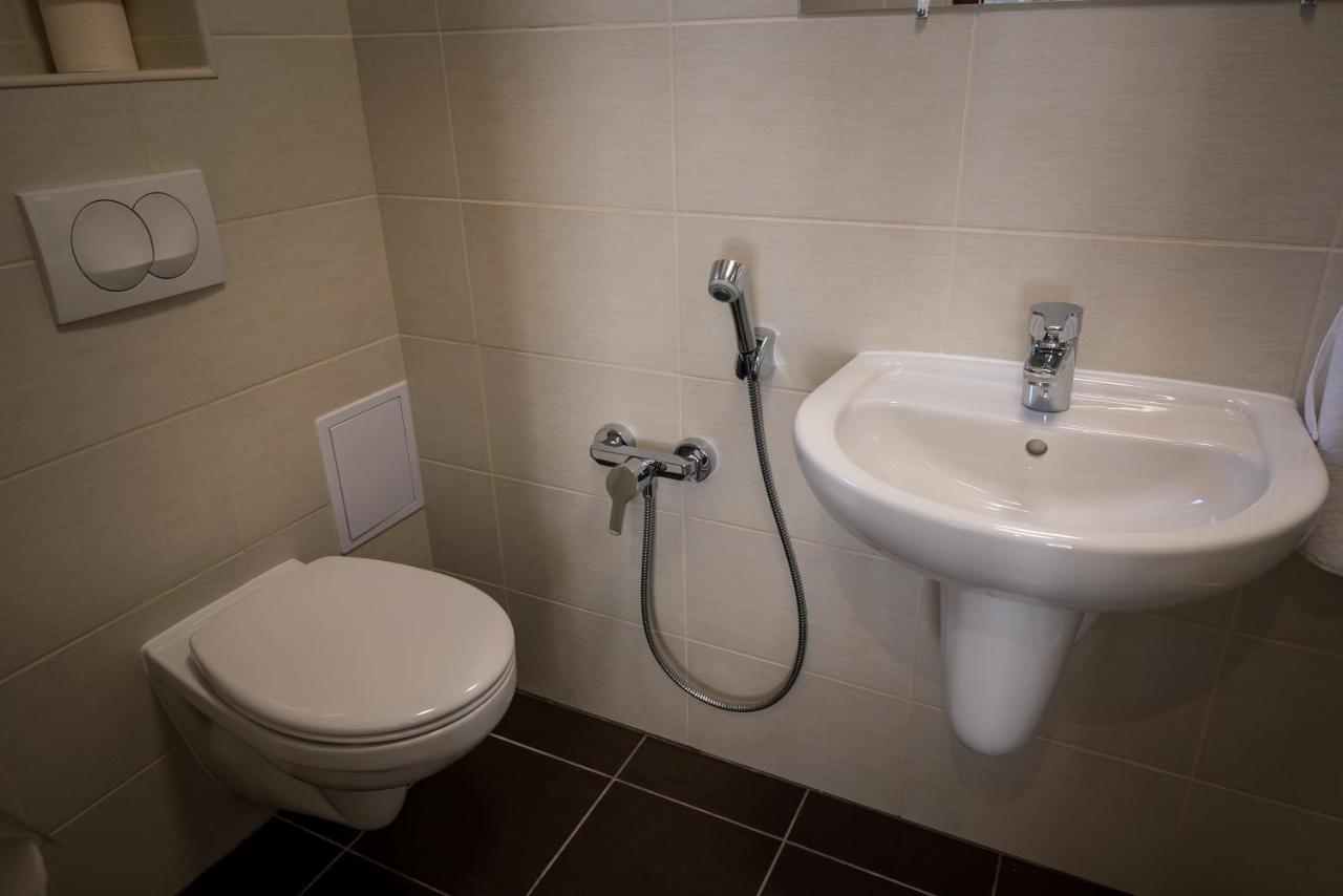 Mokka Apartman Сегед Екстер'єр фото