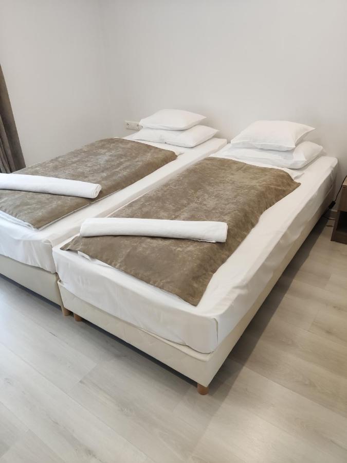 Mokka Apartman Сегед Екстер'єр фото